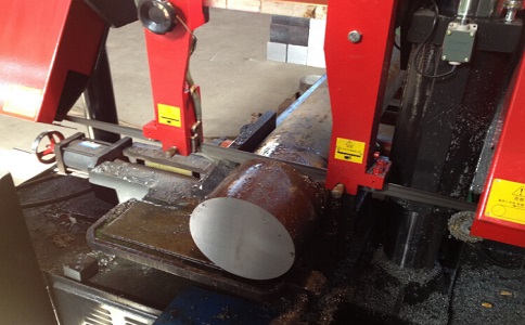 望城卧式带锯床加工时出现明显振荡如何排查？