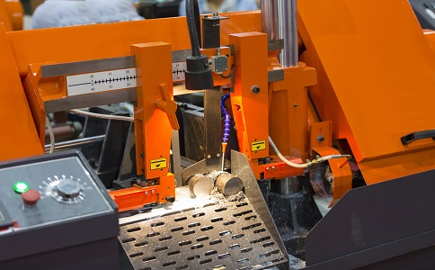 望城龙门带锯床具备哪些优点？